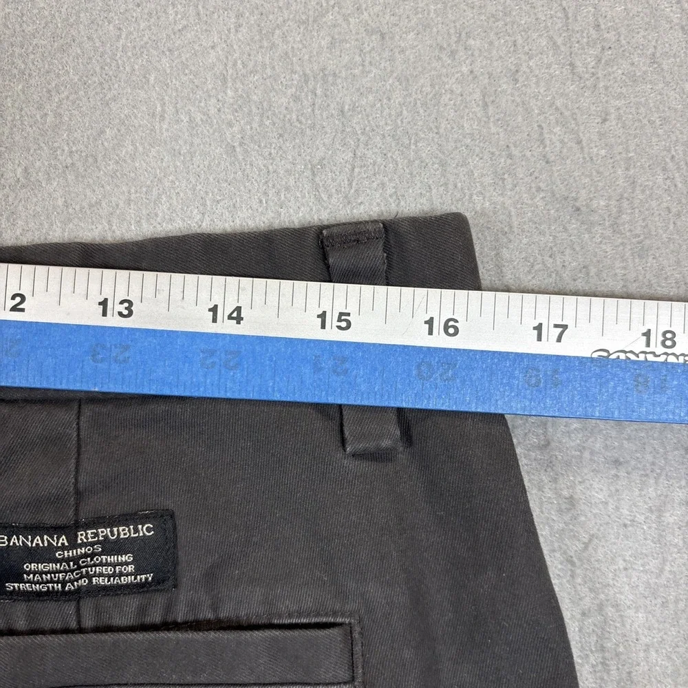 Banana Republic Men's Fulton Skinny Chino Pants Charcoal Gray 32 34‎ Flat Front
